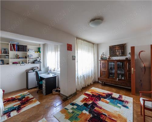 Vanzare apartament 4 camere Centrul Civic Brasov